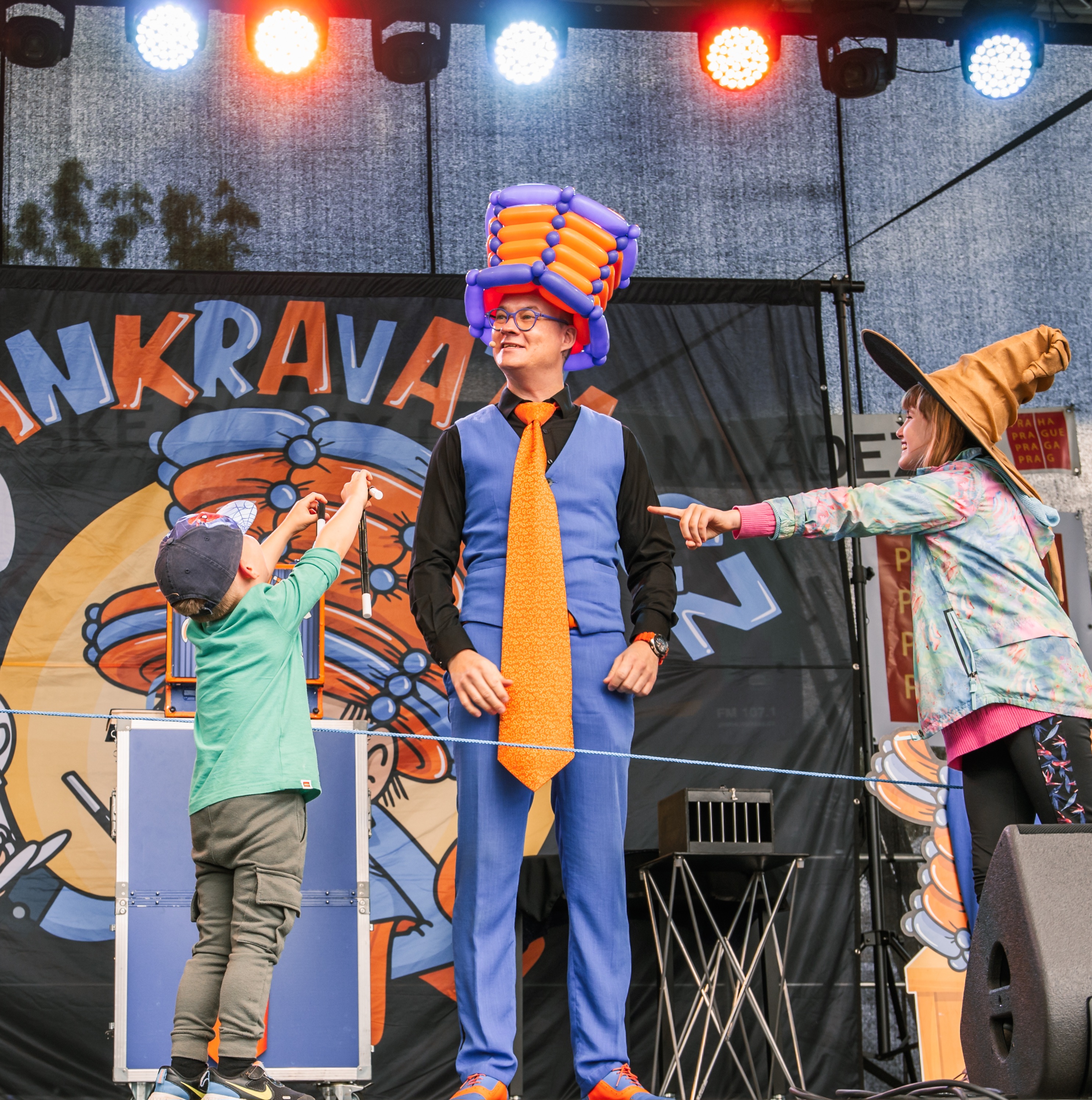 Fotogalerie-kouzelnik-pan-kravata-010